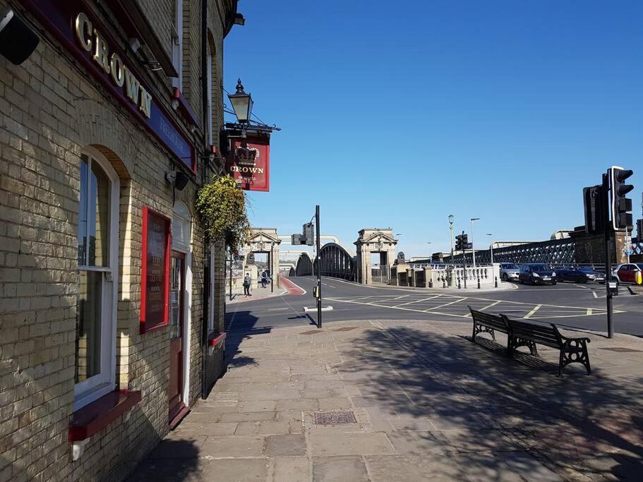 Beautiful Apartment In The Heart Of Rochester Rochester  Eksteriør bilde