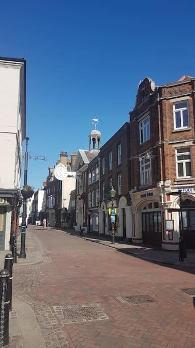 Beautiful Apartment In The Heart Of Rochester Rochester  Eksteriør bilde